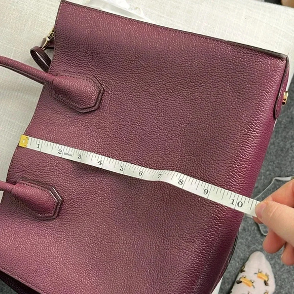Michael Kors MK Mercer Large Satchel Plum Bag Pebbled Leather Accordion EUC - Picture 9 of 13
